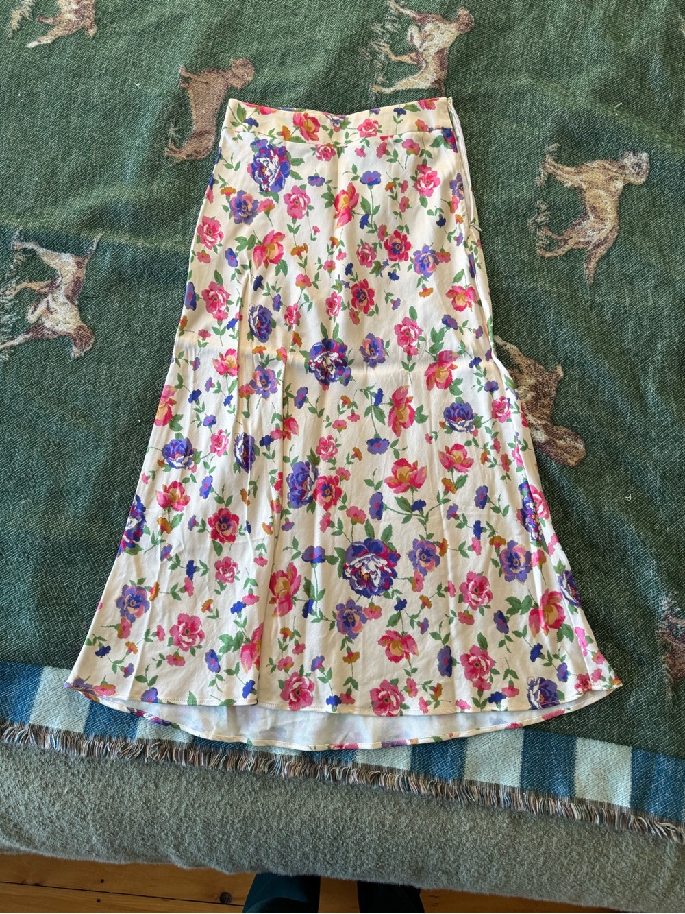 Sezane Sandy Skirt in Monday - Picture 2 of 3